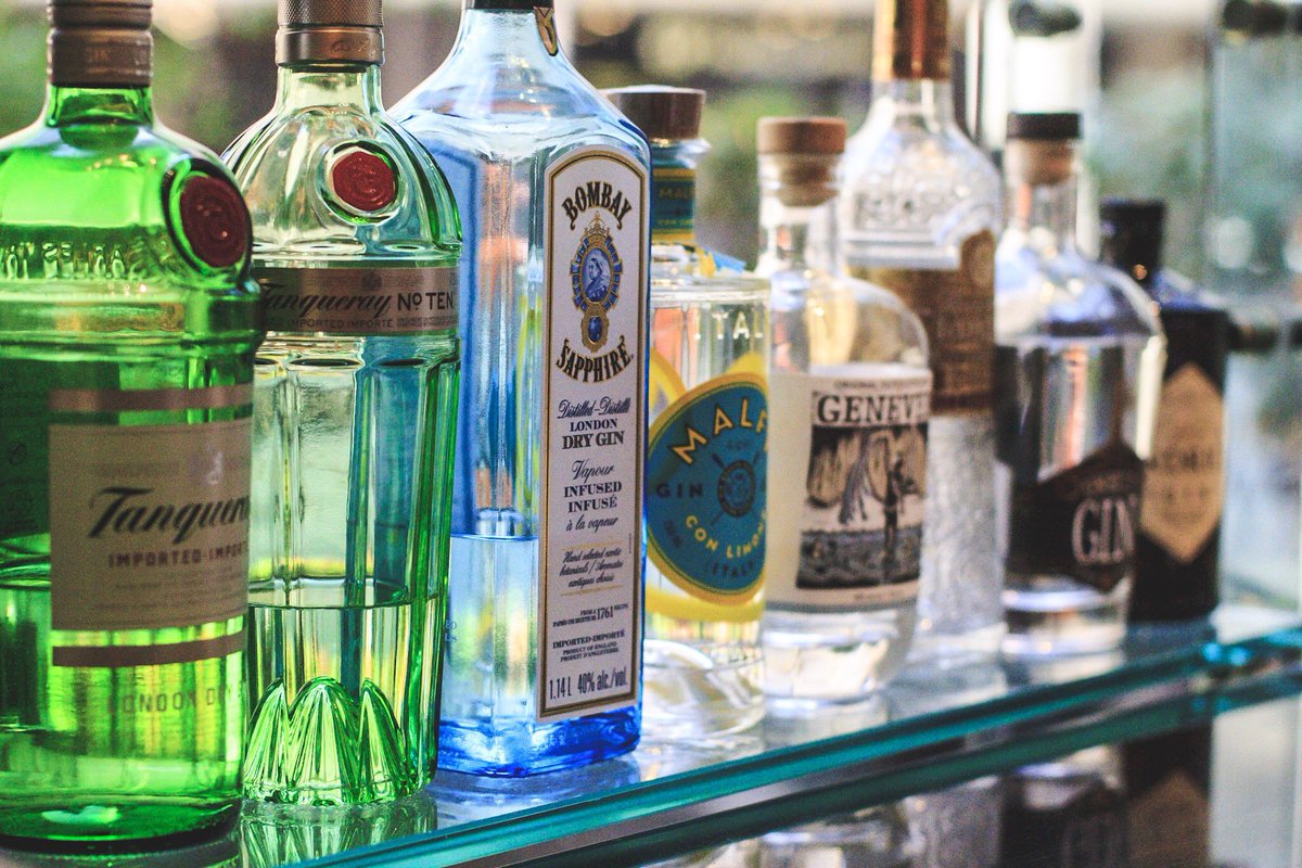 What’s your favourite? 🍸 #DivaAtTheMet #ThirstyThursday #Gin