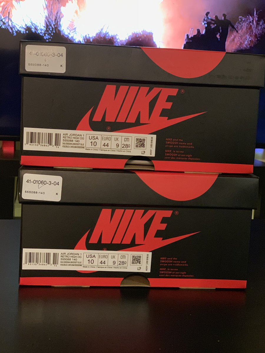 loudpaki's tweet photo. @b16mccray @snkr_twitr Doubled up for grand total of $237.44π¬ #teamunderretail #teamStock1Rock1 @snkr_twitr @solefed https://t.co/WEqcW2YtNx