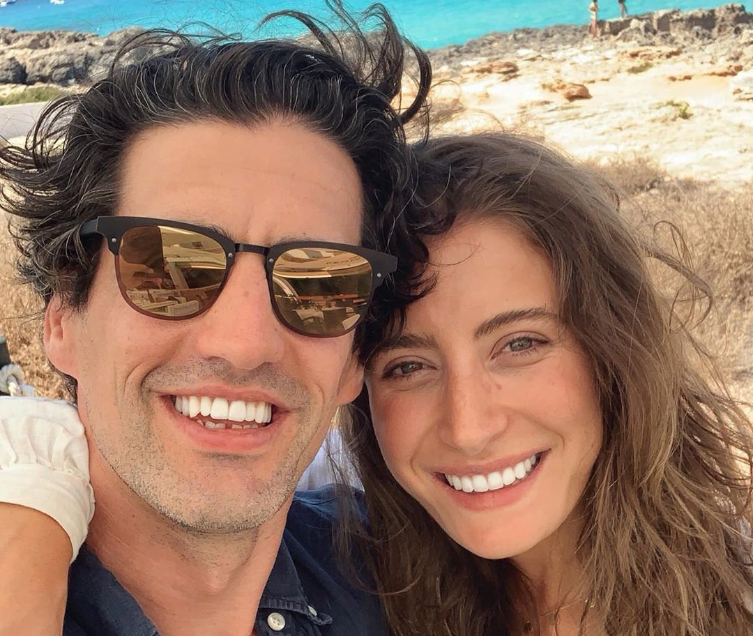 fitzywippakate's tweet photo. Happy Friday, Sydney!! On the show today:
🌹Bachie @DrMattAgnew spills the tea on all things @TheBachelorAU!!
🎤Wippa and @Modernister50 are facing off in Rap Up of the Week
PLUS
👨This gorgeous couple @andy_lee
and #RebeccaHarding join us LIVE in the studio! https://t.co/R5aXVNNHr8