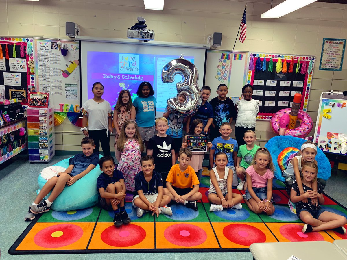 MsScarnati's tweet photo. I had the BEST first day of 3rd grade with this crew! It’s going to be a wonderful year together!!! #ThirdGradeGoals #JJCSFly1920 @CatenaColts 🌈✏️🖍🍎 https://t.co/ZiUGnmNwED