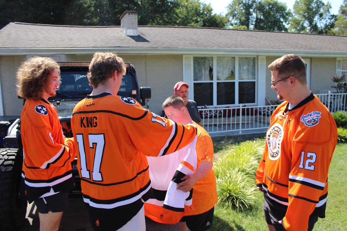 tennesseehockey's tweet photo. A few of the boys wanted to give this Vols fan a special delivery. 

Happy birthday from all of us on #HockeyTop, Corey! https://t.co/mSn2Jv1Zsz