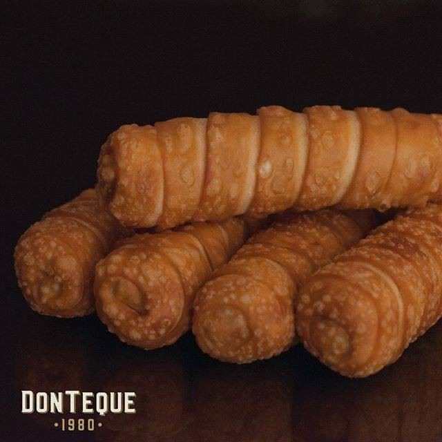 DonTeque1980's tweet photo. Quédate con esa persona que prefiera compartir contigo, esta ración de tequeños y amor. https://t.co/4DCxHLuEjK