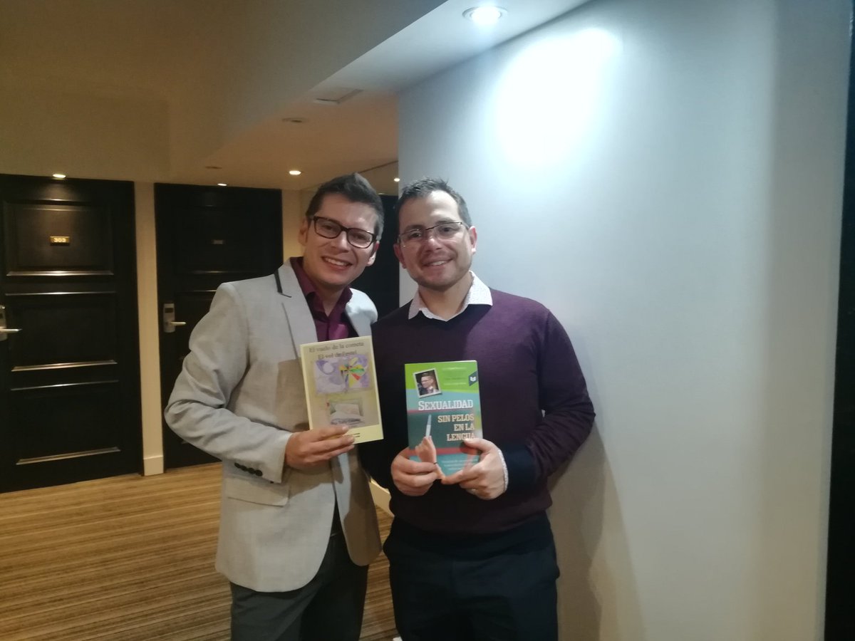 luijmibermudez's tweet photo. Lo más importante en educación es producir y compartir conocimiento. Por eso es importante sistematizar nuestras prácticas pedagógicas exitosas.@TeacherPrize @GESForum @Mineducacion @FRamirezGo @Educacionbogota https://t.co/8d6J1y80dM