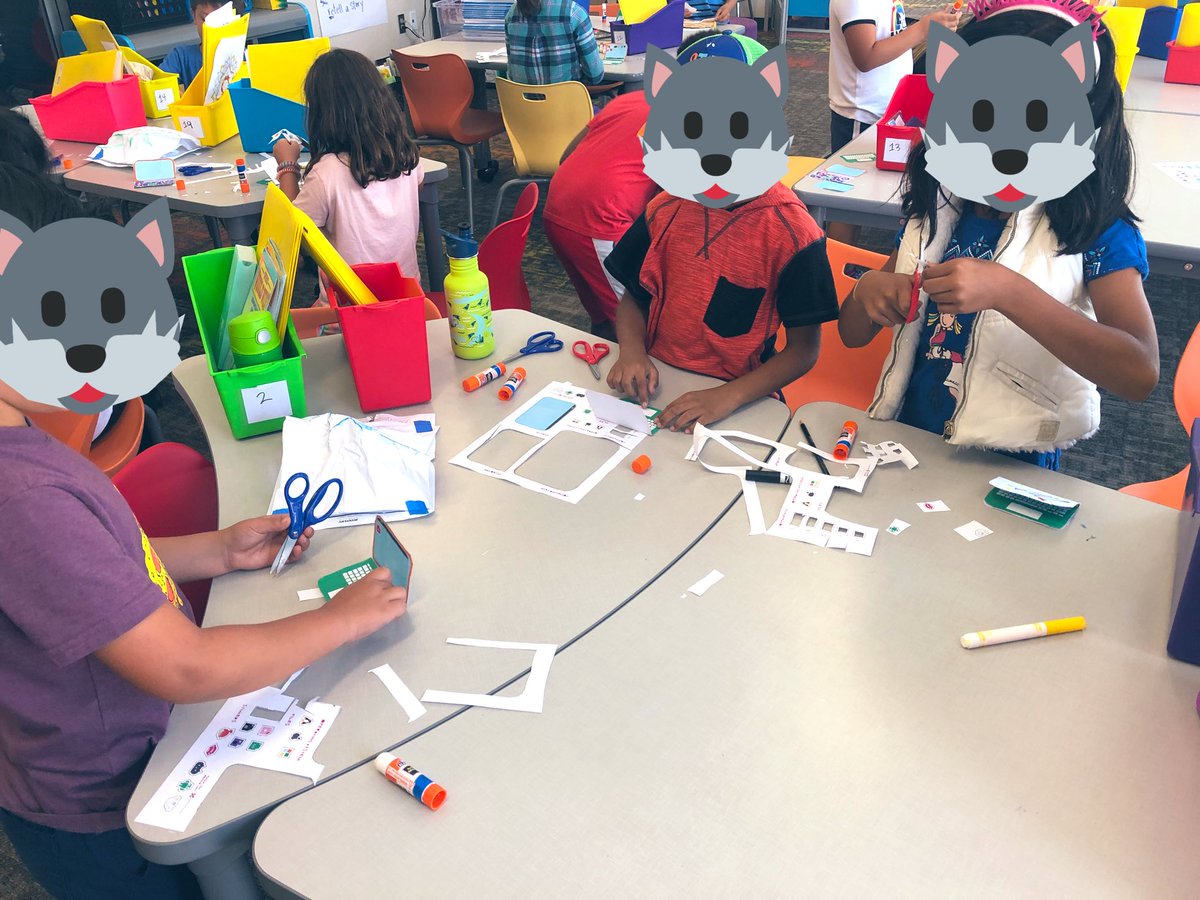 MsHaughs's tweet image. Learning about computer hardware in 2nd grade today w/@hellorubyworld! Ss loving building their own mini computer!! #elemcode #CUSDRockstar #CSk8 #K2CanToo