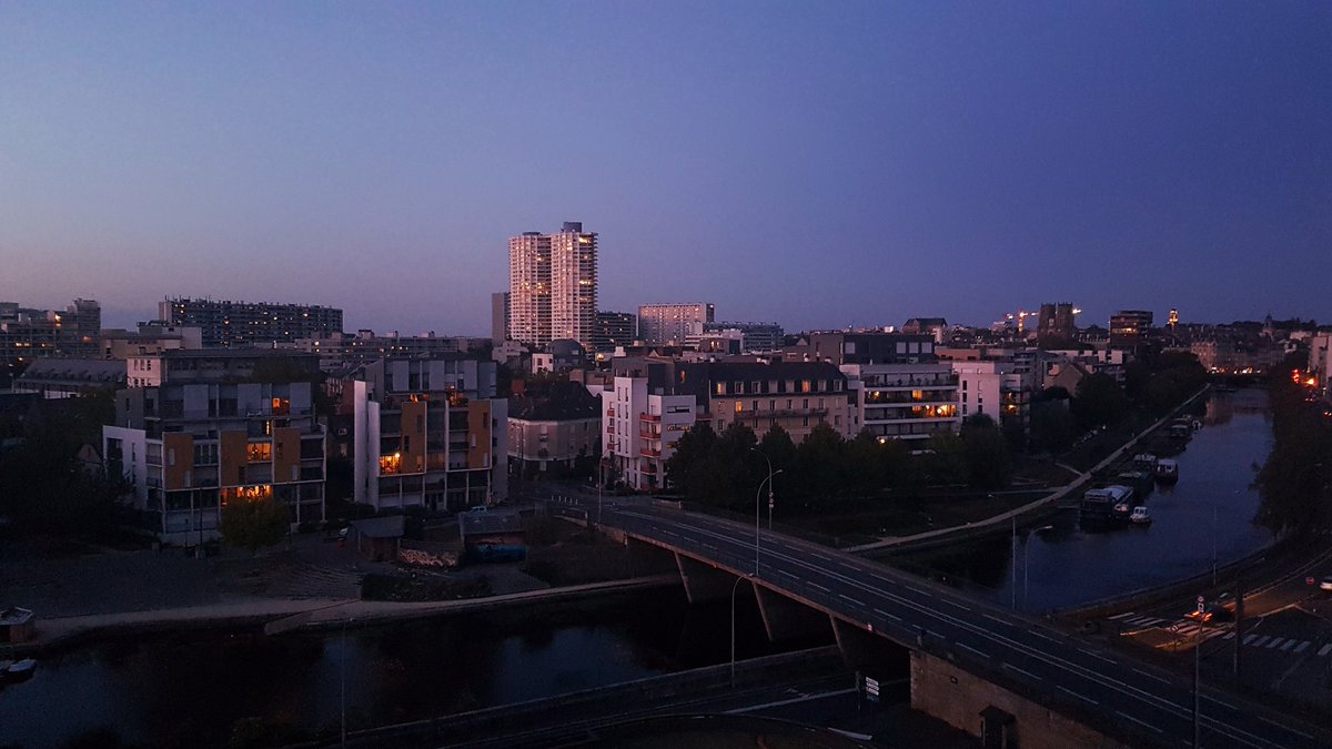 berenferrand's tweet photo. #SummerParty
On the #rooftop
Merci @Le_Poool ! https://t.co/KDaAbO23mu