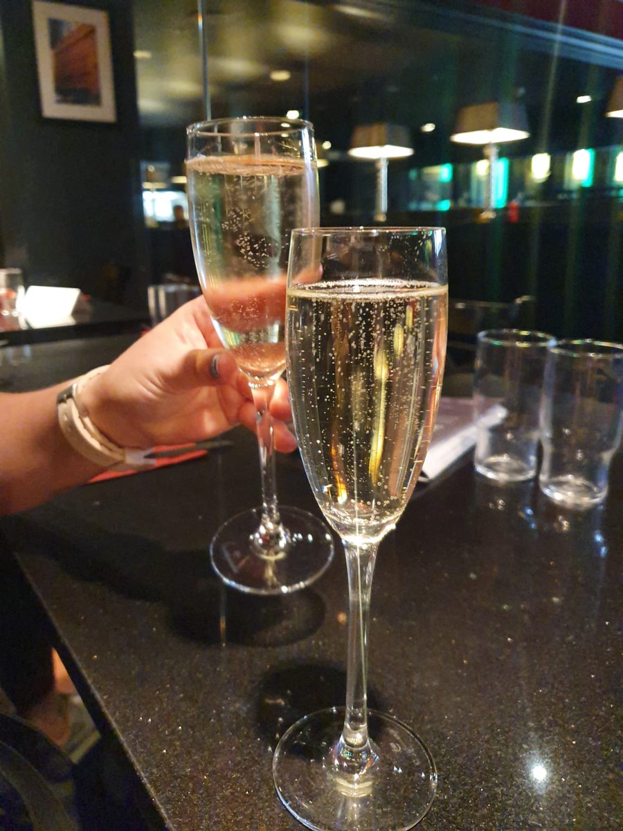 LesleyMaltman's tweet photo. This evening started off at @ParkInnBelfast Autumn Event & finished at @TheBelfastMal & yes there was more than one mention of the festive season!
Happy 25th birthday @MalmaisonHotels 🥂🎉🥂
#BelfastRW19 #tastetheisland #tastethegreatness #Mal25 #stayMal #chezMal https://t.co/ld3SJVKqYp