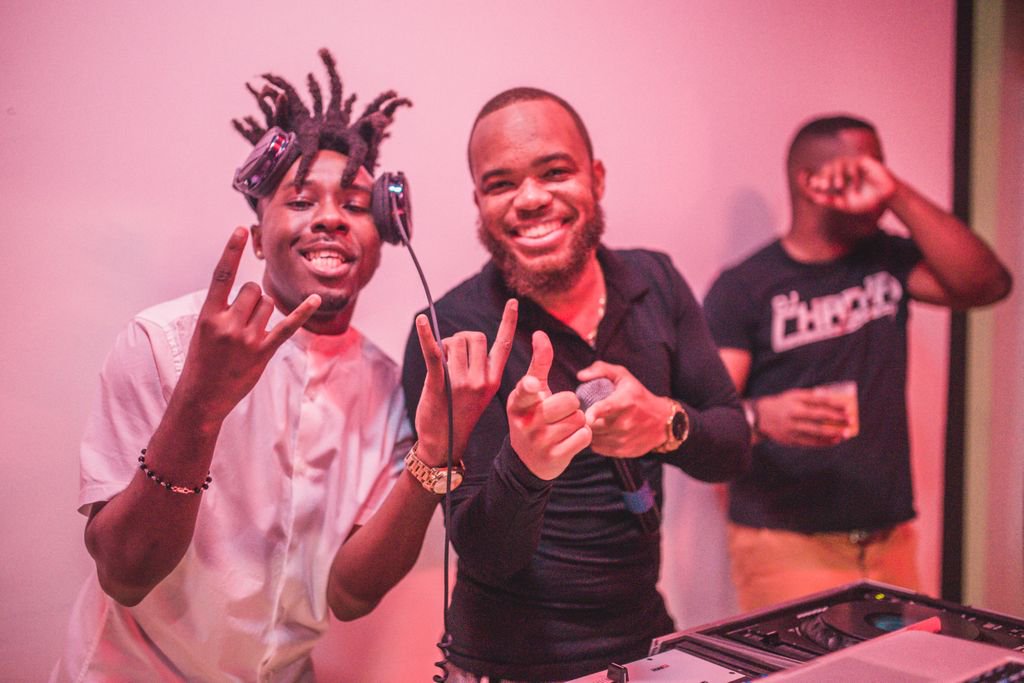 zele_events's tweet photo. Let's throwback to #Thirty1
Click link in bio for event images!
#zèleevents #HouseOfSiete #TBT https://t.co/uGEtMbjMbW