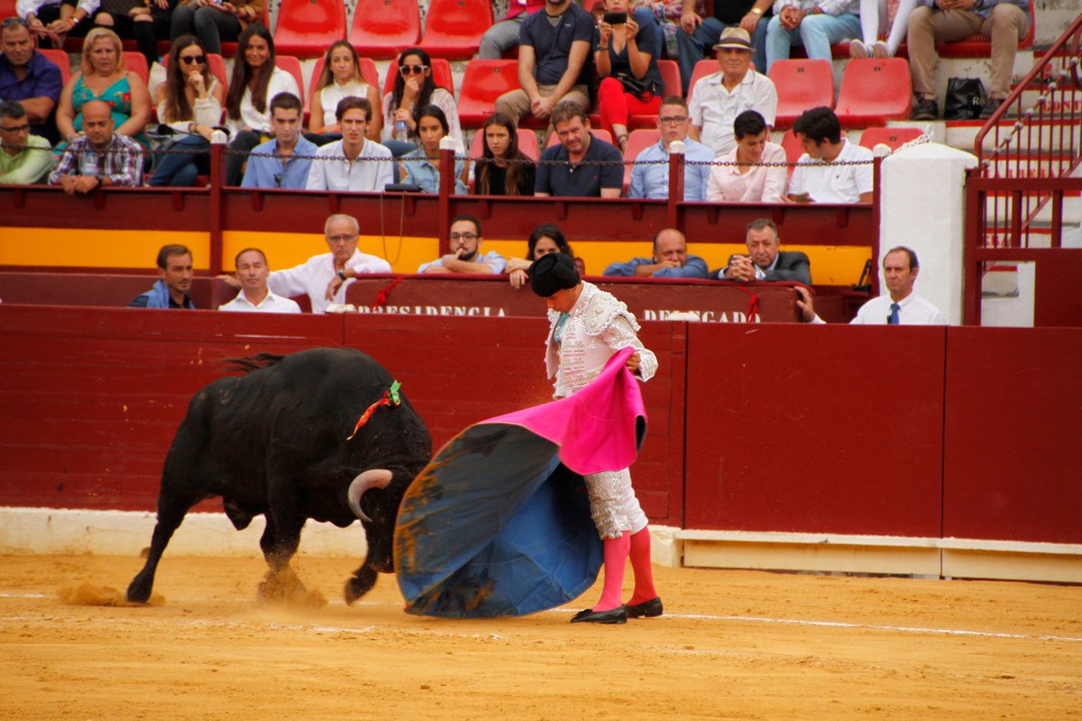 Fran Ferrer entra en la novillada de Miura de la Espiga de Oro feriataurinamurcia.blogspot.com/2019/09/fran-f…