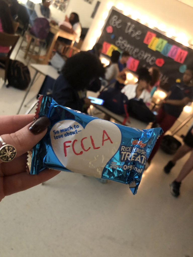 WBHS_FCCLA's tweet photo. Sweet treats for a solid meet & greet! #SoMuchToLoveAboutFCCLA #AnotherYear #FCCLAszn #BruinProud #ChapterLife ♥️🐻💙 https://t.co/WuGoP062Sp