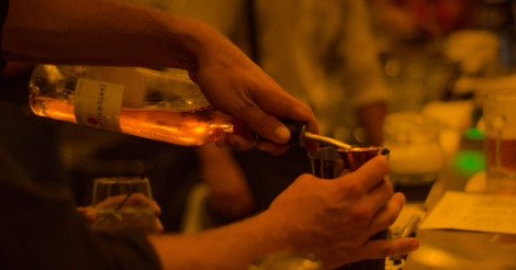 RoxyEncinitas's tweet image. You stay thirsty San Diego... Happy Hour! $4.50 drafts, $5 wells, $7 house wine, $2 off small plates and ...