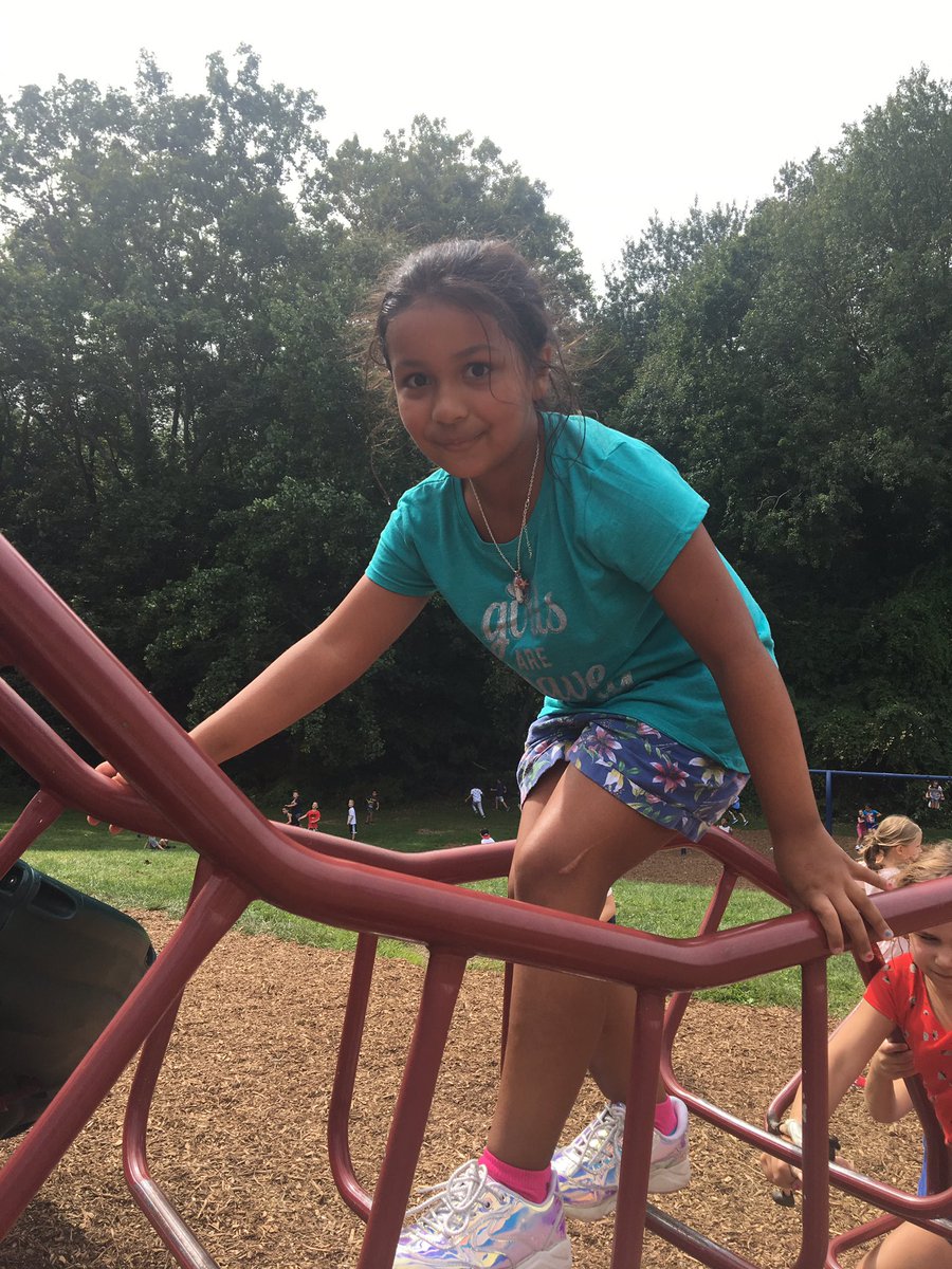 BlessingMahopac's tweet image. All smiles! #recessfun @FulmarsFinest