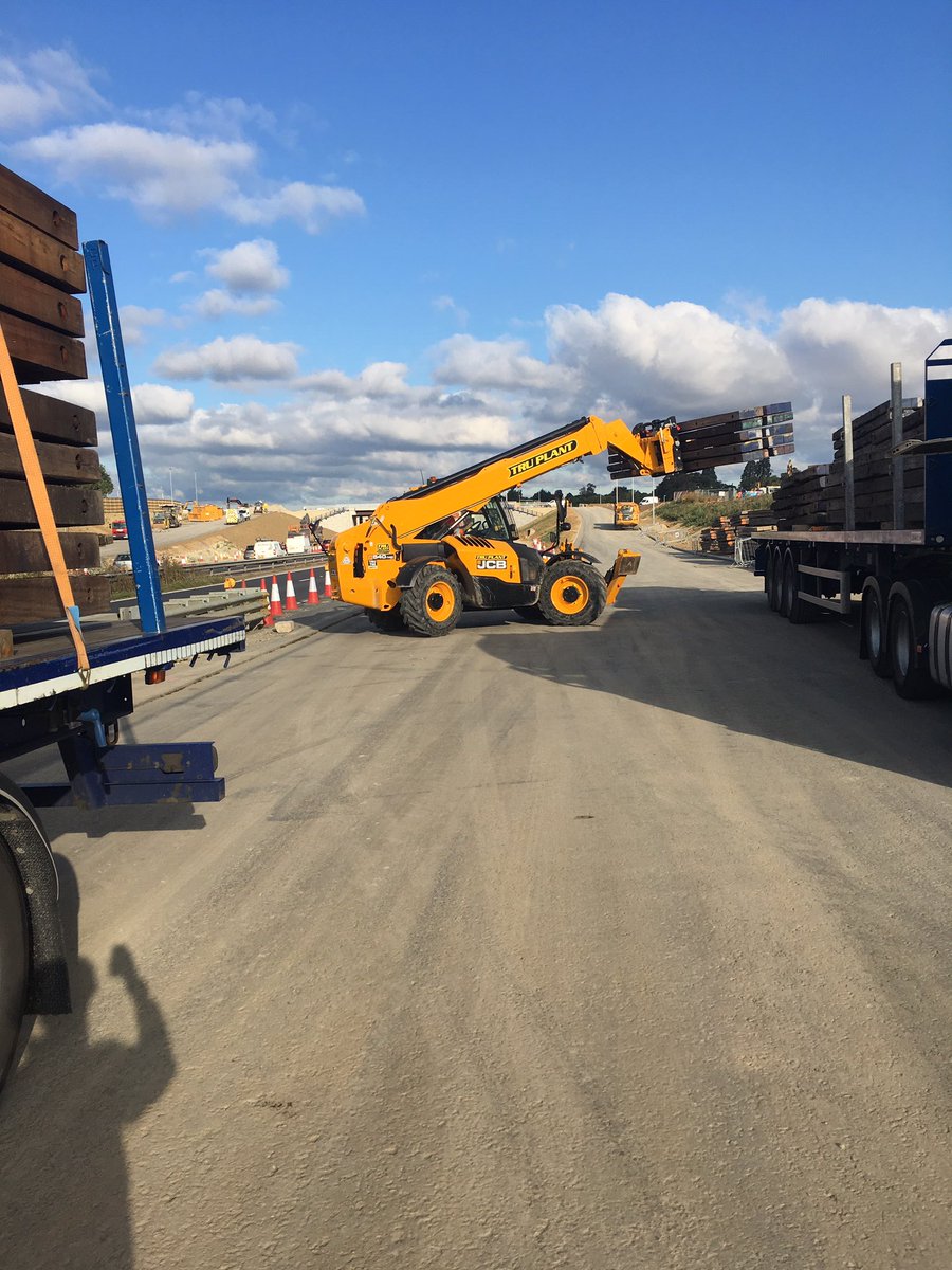 CDC_Demolition's tweet photo. Second weekend on the trot and #eastangliasno1 is demolishing another bridge #whoisnumber1 @CDC_Demolition @CDCEnviro @tru7group @Guynicholls7 @tm__33 @JakeNicholls45 @Chinny63549321 @JohnleeMack @meik1fitness @whipstreet @NFDCglobal #cdcdno1tru #StrongerTogether #truplant https://t.co/aqigqOHk2d