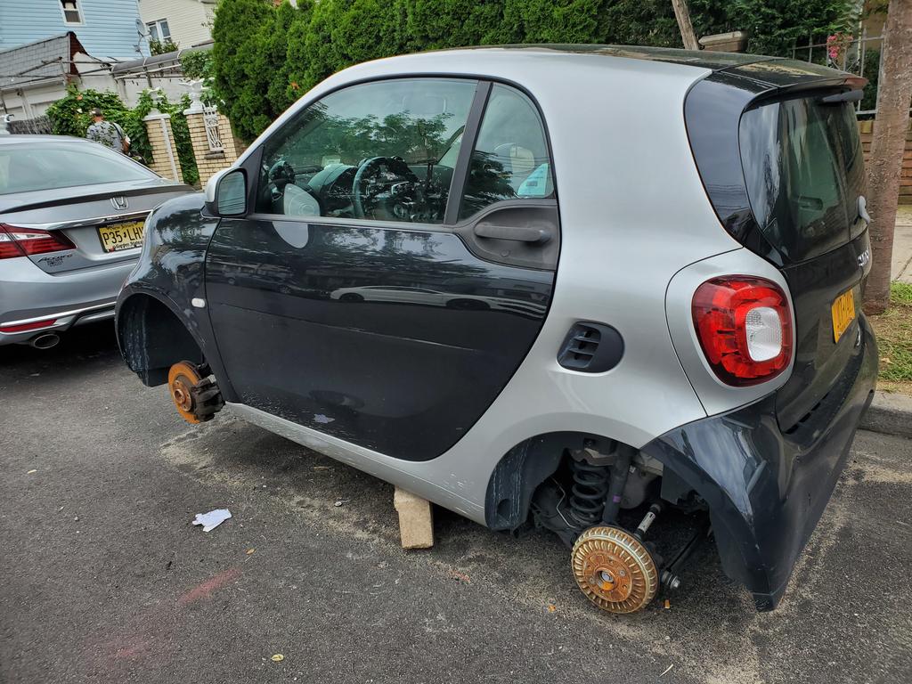 McGintyspub's tweet photo. Outside a school in South Jamaica, kids must be practicing. #onblock, #trainingvehicle, #needtostartsomewhere. https://t.co/uVgzhso4zx