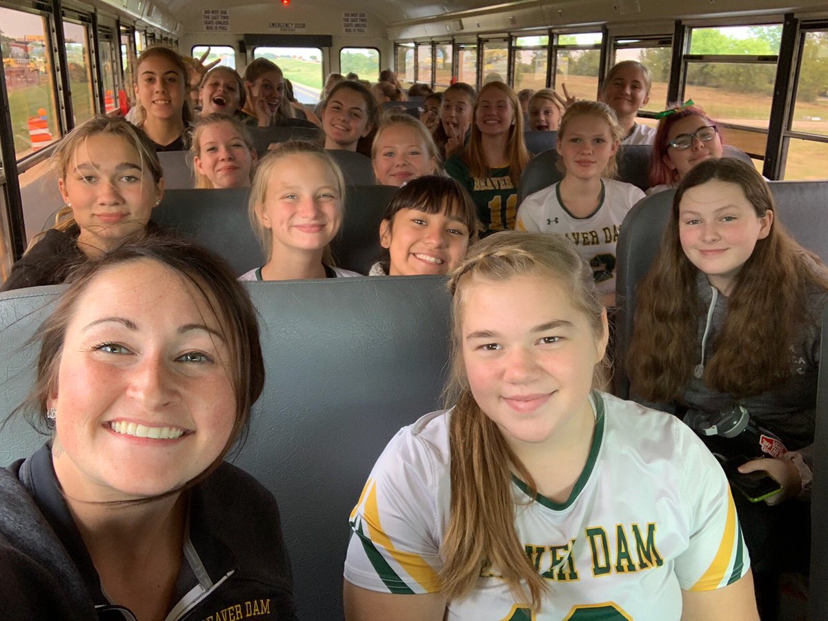 BeaverDamVB's tweet image. JV2 is ready to start their season! Let’s go get a HUGE win in Waunakee! JV and JV2 games start at 5:30 #bdvb