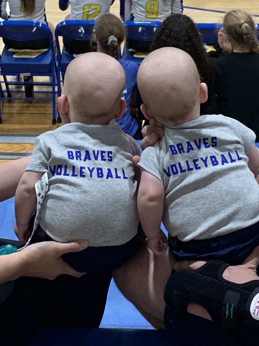 _findingtori13's tweet photo. Cutest fans in the world. So proud of @BCSAD volleyball tonight 💙💛 https://t.co/f8MjQW6uSp