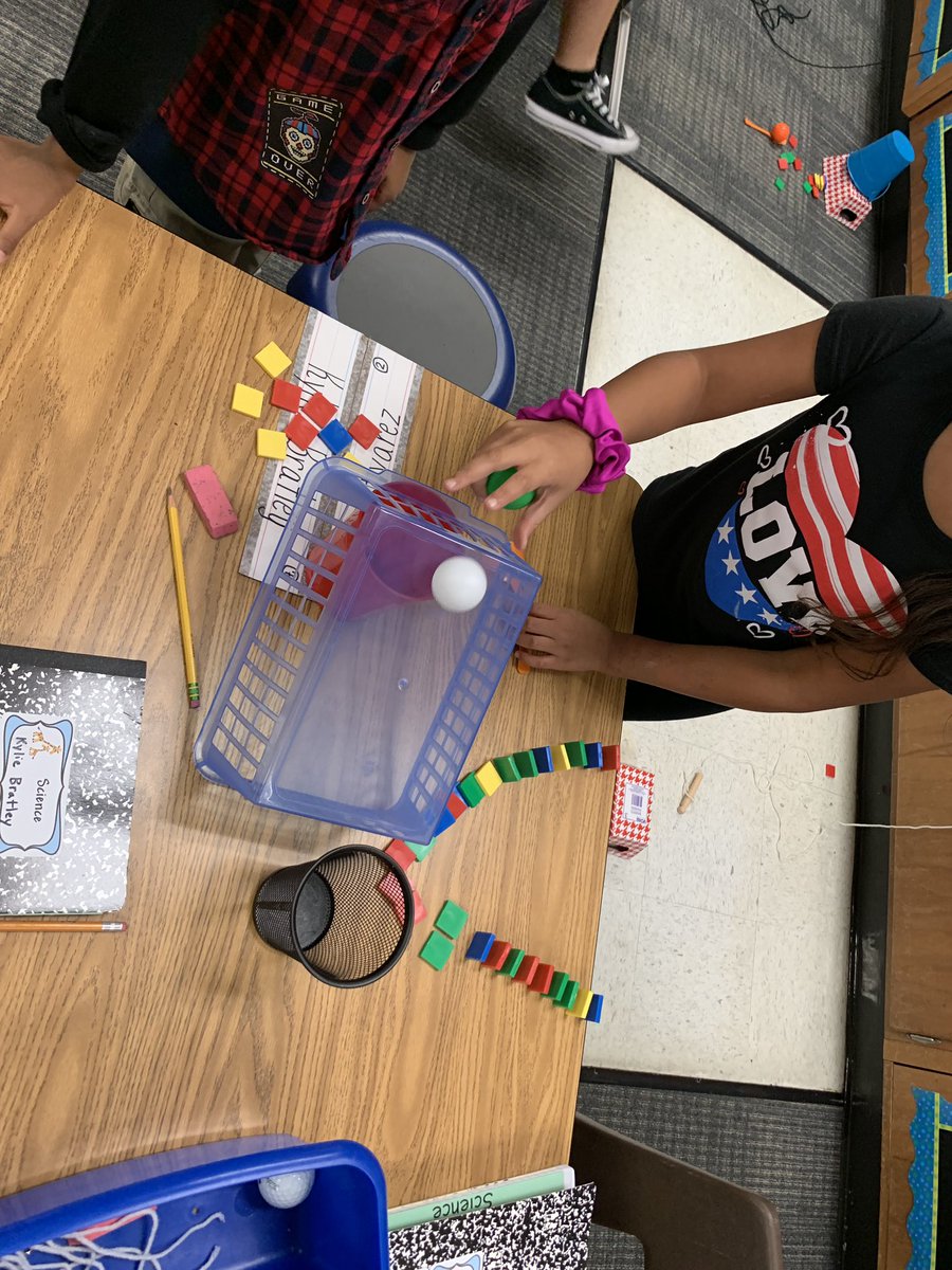 MsBush2022's tweet photo. 2nd graders hard at work building their own Rube Goldberg machine to test! #chainreation @whitgiraffes #yearofwe https://t.co/Vv8VT7fnfW