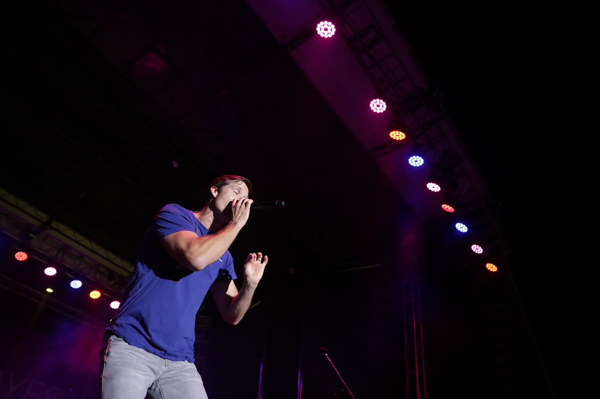 It’s time for <a href="/walkerhayes/">Walker Hayes</a> at the <a href="/TNSoybean/">TN Soybean Festival</a> for student night! We’re so excited! #beutmproud #tnsoybeanfestival