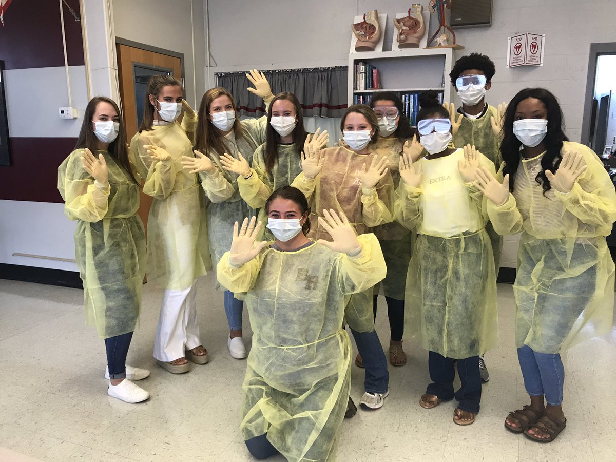 Jessicasdean's tweet photo. We are protected against infection in Room 237 #BRHSHEALTHSCIENCE https://t.co/JLLdwsn9IN