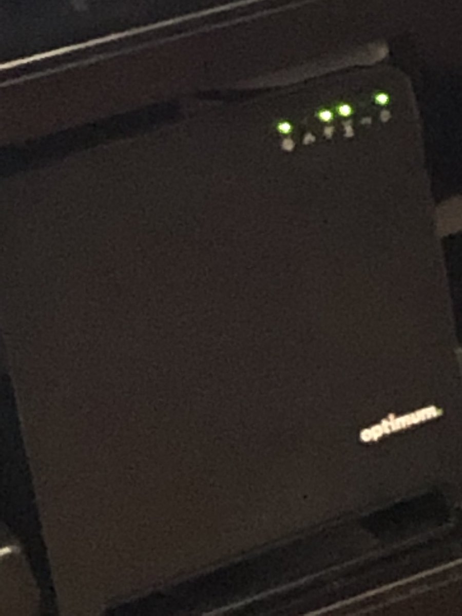 PeruvianFoodUSA's tweet photo. @OptimumHelp thanks @OptimumHelp for the worst experience new costumer = 12 hours without service .. ill call @verizonfios tomorrow ... so you want me to pay $60 a month to have your useless router sitting on my living room? https://t.co/NhMht57b5n