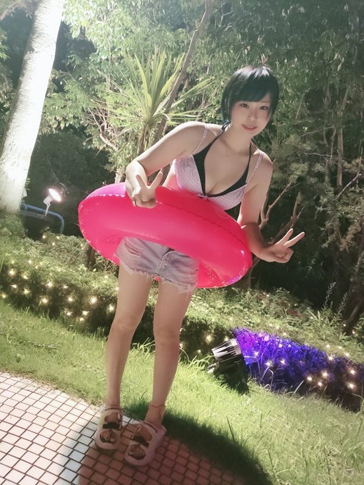 Twitterのコスプレ画像11