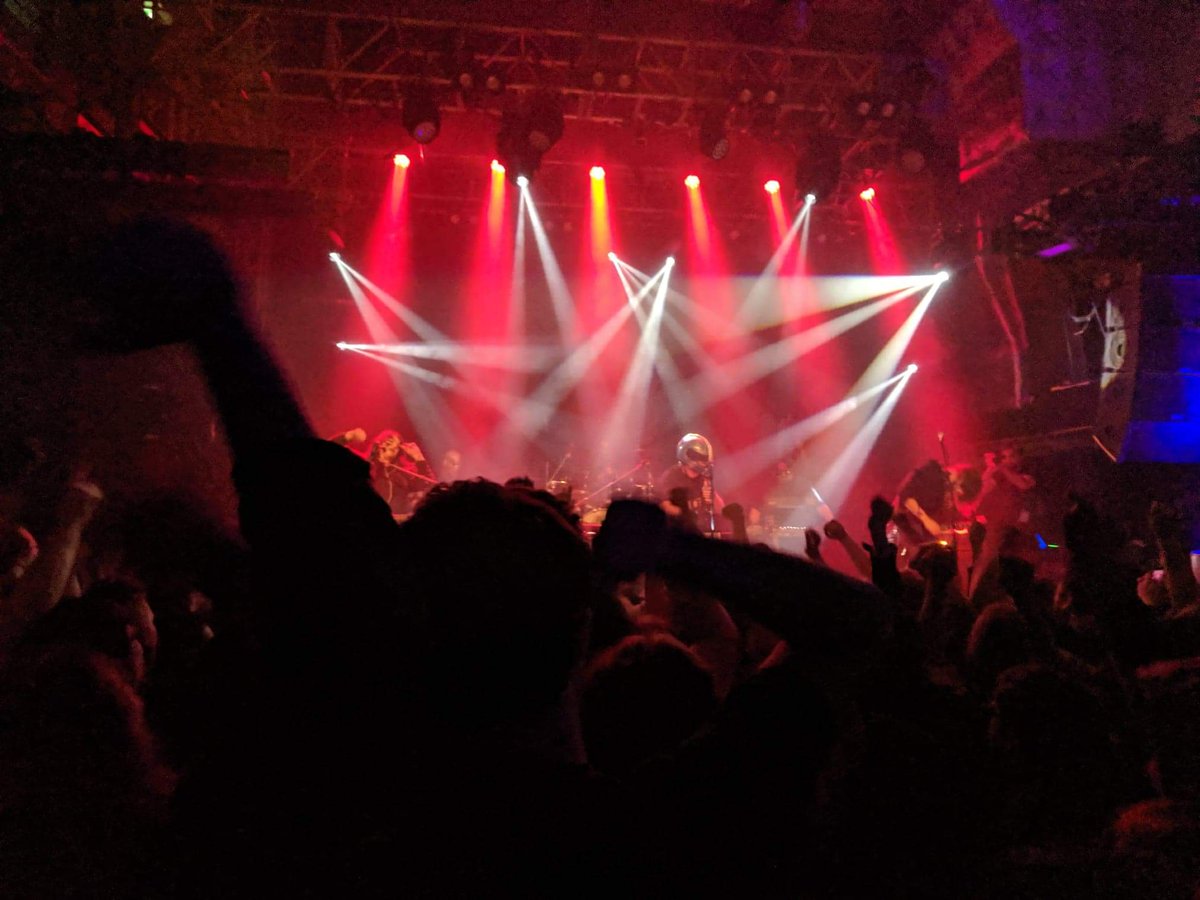 SarahR_Art's tweet image. Aaah @Protomen were absolutely incredible!!! Hope you return again #protomen