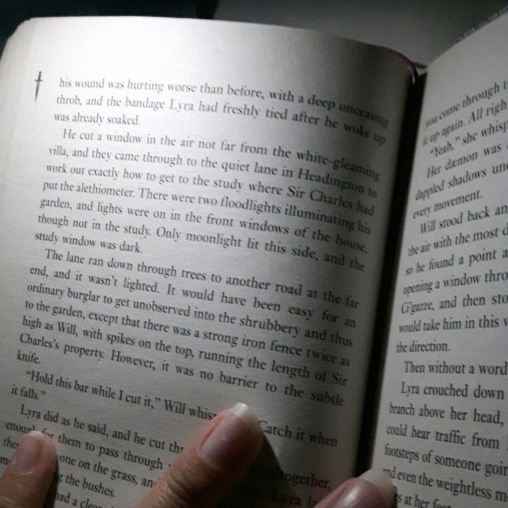 NLCraigwrites's tweet image. #reading by #booklight in bed tonight. When and where are your best places to read? 

#amreading #HisDarkMaterials #booklovers #bookaddict  #bookwormlife #thesubtleknife #books