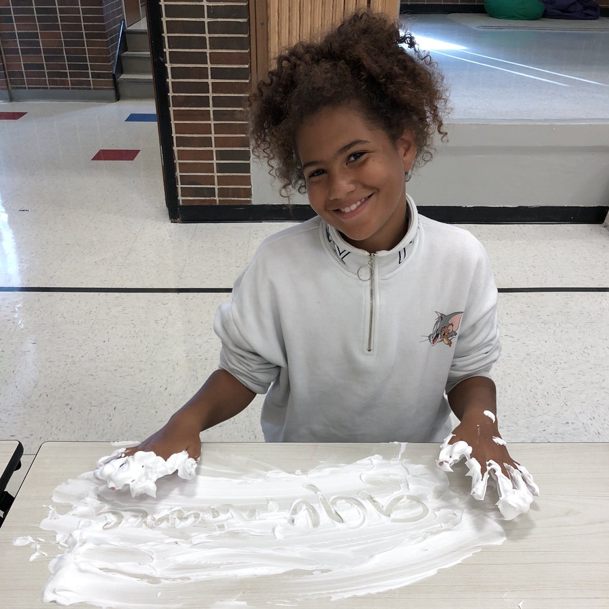 s_d_mclaughlin's tweet photo. Our KS friends practiced spelling their words with shaving cream today. This is just one way we prepare for our spelling tests. @taylor_ancell @BrittanyCaspe17 @ISDKidsSafari #isdstrong https://t.co/zVbUBmgyGe