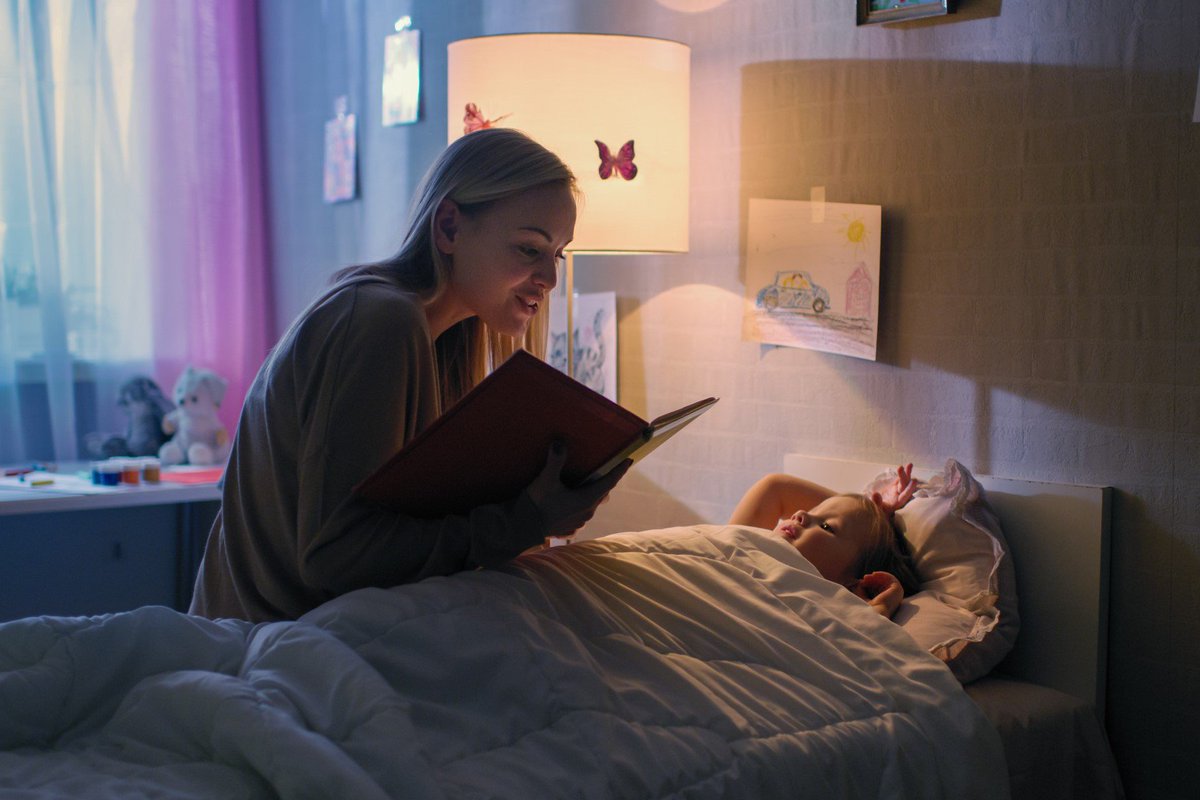 Bedtime routines are a predictable set of steps you follow each night before sleep. If your toddler resists bedtime, consider implementing a bedtime routine. With consistent use, it may help your child settle down and ease into slumber. #TriplePLaneCounty

lanekids.org/consistency-is…