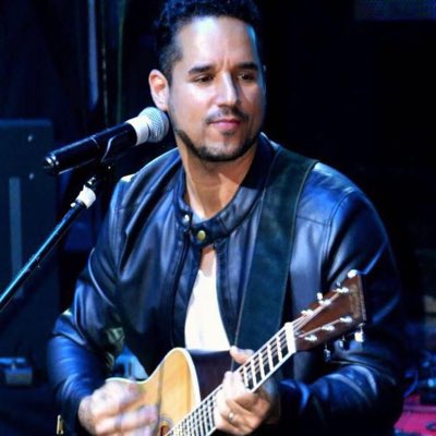 RalphyRodriguez's tweet photo. #NewProfilePic https://t.co/YzHRcz54D9
