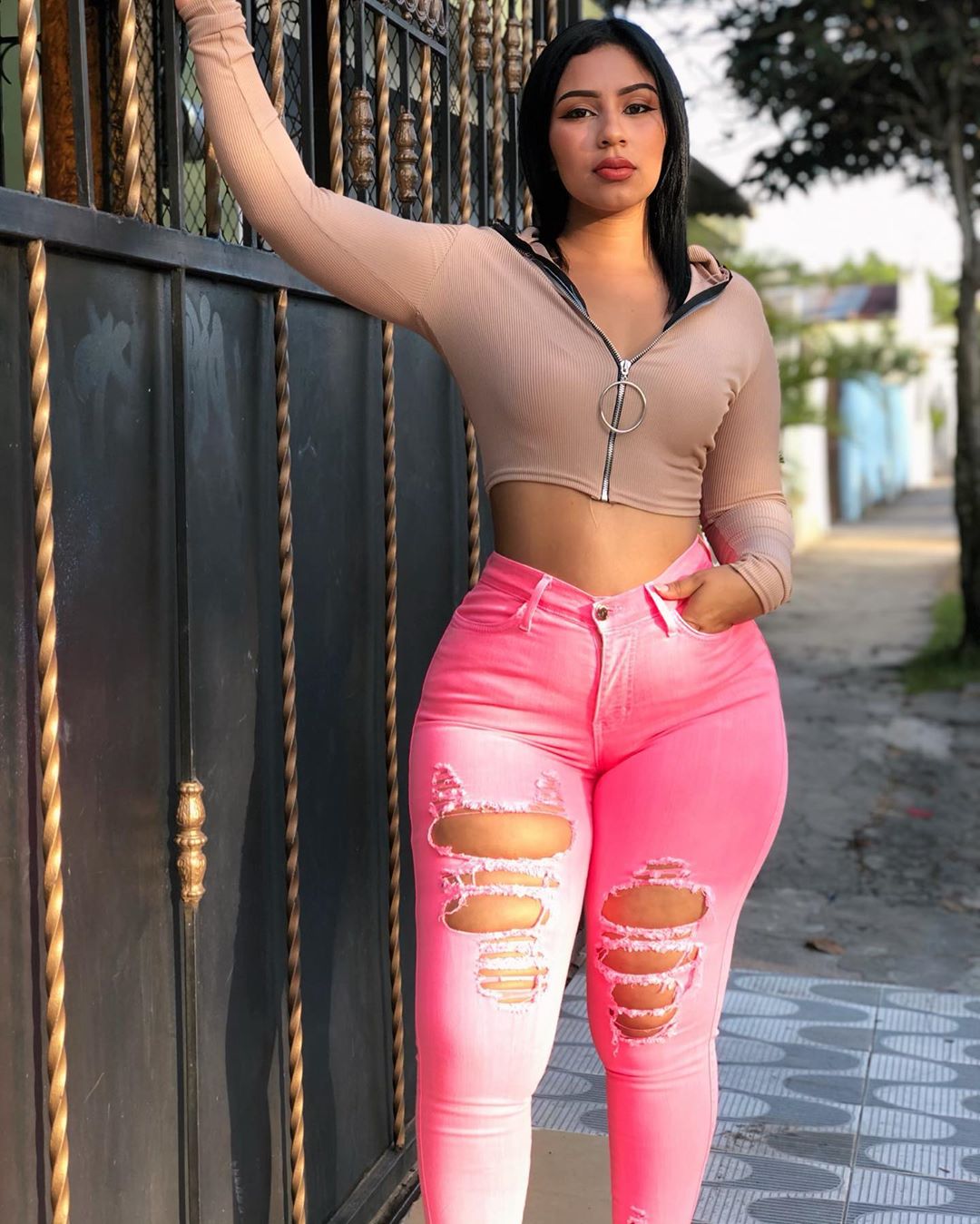 ONYX on X: Karla Abreu is a Beautiful Dominican 🇩🇴 Queen 👑 Representing  on ThickThighsSaveLives Thursday 🍑💕 ➖➖➖ ONYX OwnTheDay ONYXQueens  KarlaAbreu Dominicana Beauty Beautiful Dominican Queen  t.cofhkLaDmPNl  X