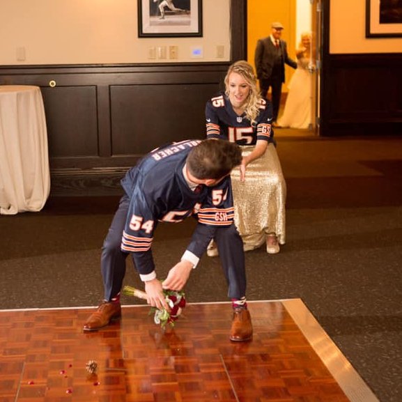 ImpulseDJs's tweet photo. Football season is here! 🏈 That means Fall is right around the corner and our calendar is filling up quickly with 2020 weddings. Let’s start planning!

Contacts us today! 708.381.0304

#chicagoweddingdj #chicagowedding #chicagoweddingreception #chicagodj #impulsedjs #wedding https://t.co/PtbwGCdA9x