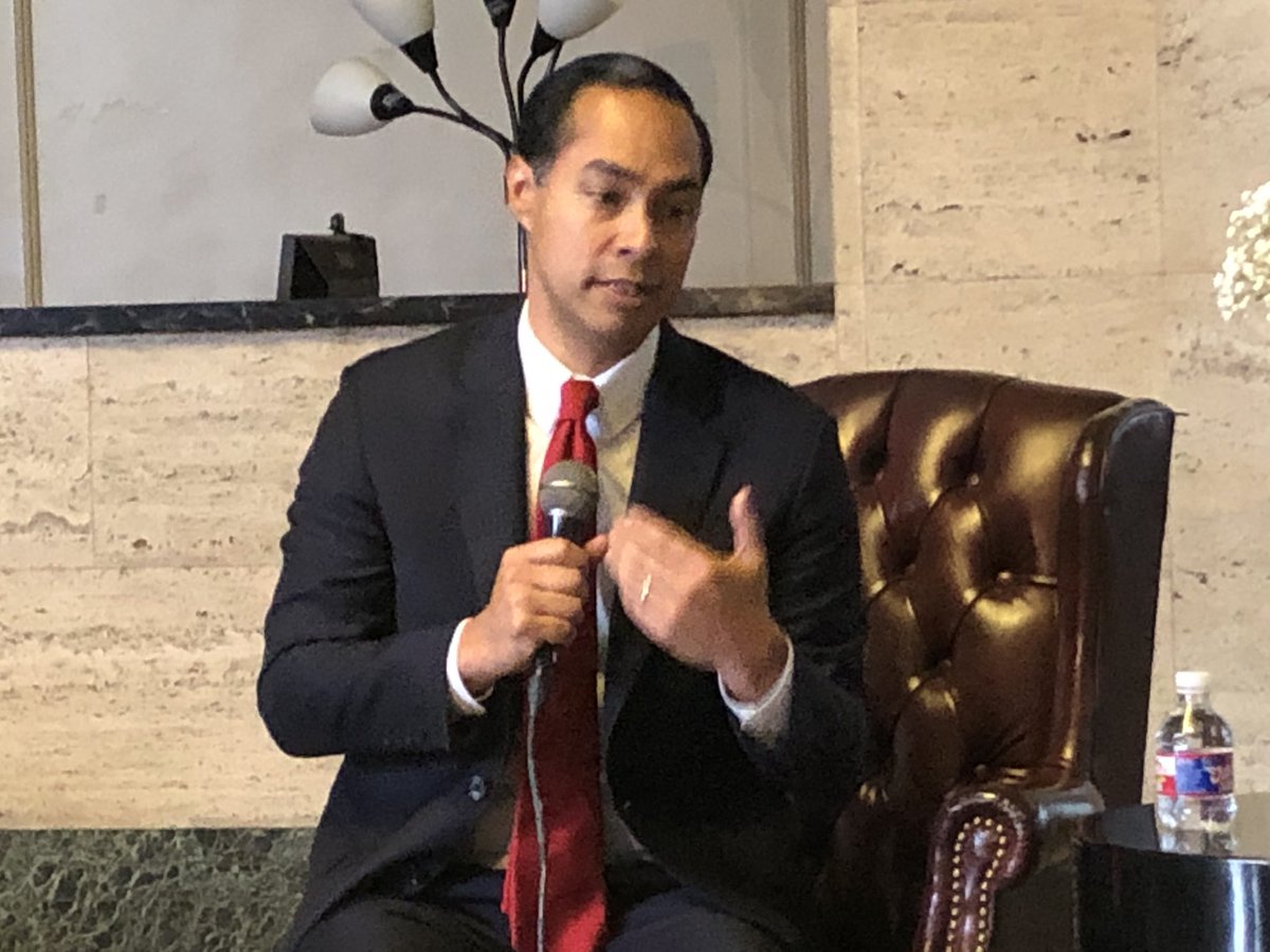 SergioChapa's tweet photo. With the full impacts of climate change yet to be felt, presidential candidate Julian Castro says he wants to create a new category of refugees: CLIMATE REFUGEES #EIJ2019 #NAHJ #SAAHJ #SATX https://t.co/eFI1CXS3dO