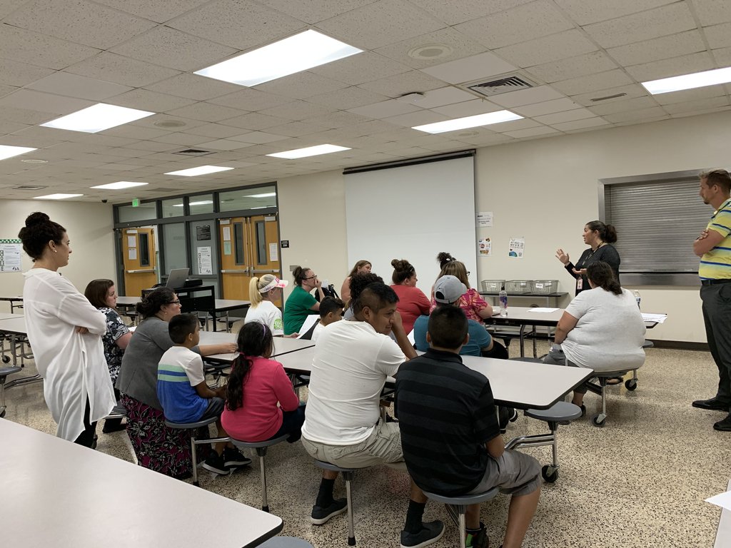 LowellElementa1's tweet image. Thank you to our parents for attending our IREAD-3 Parent Information Night! We appreciate your attendance and support! #readreadread #3rdgradersrock #WarenWill #underCOREstruction