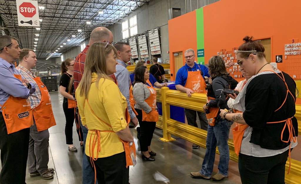 cvalade33's tweet photo. Super great training day with our OASMs diving into operations and touring the RDC! Really appreciate our Ops team in D274! Thanks Lisa and Jay for teaching! #D274striveformore #D274develops @Bselch @kyle_mckinnon12 @TamaraRoden @creditismything @JMelonHD https://t.co/ptPMuAWtQb