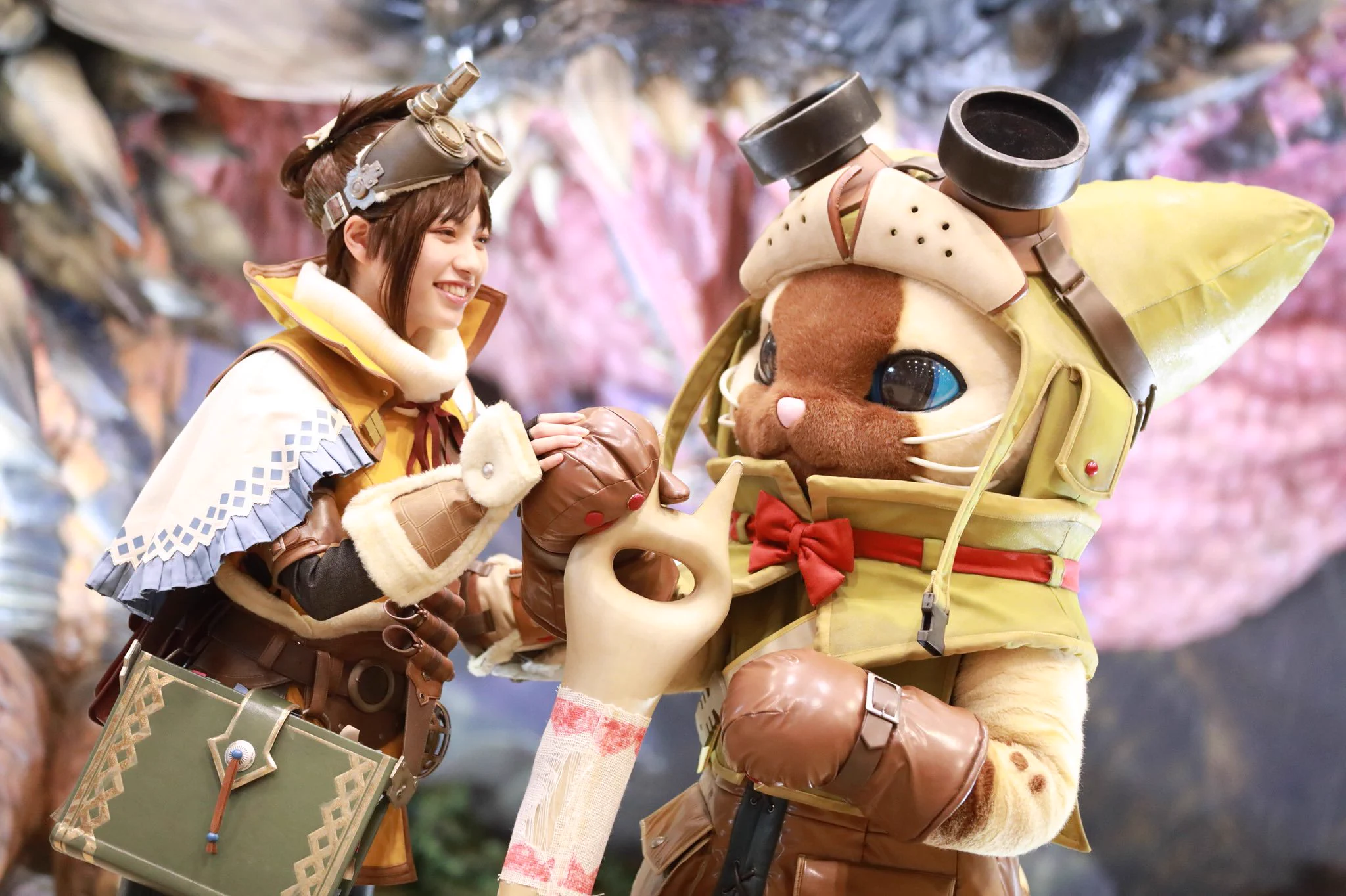 二次元に実写が勝ってる！！モンハンの受付嬢のコスプレ！！！