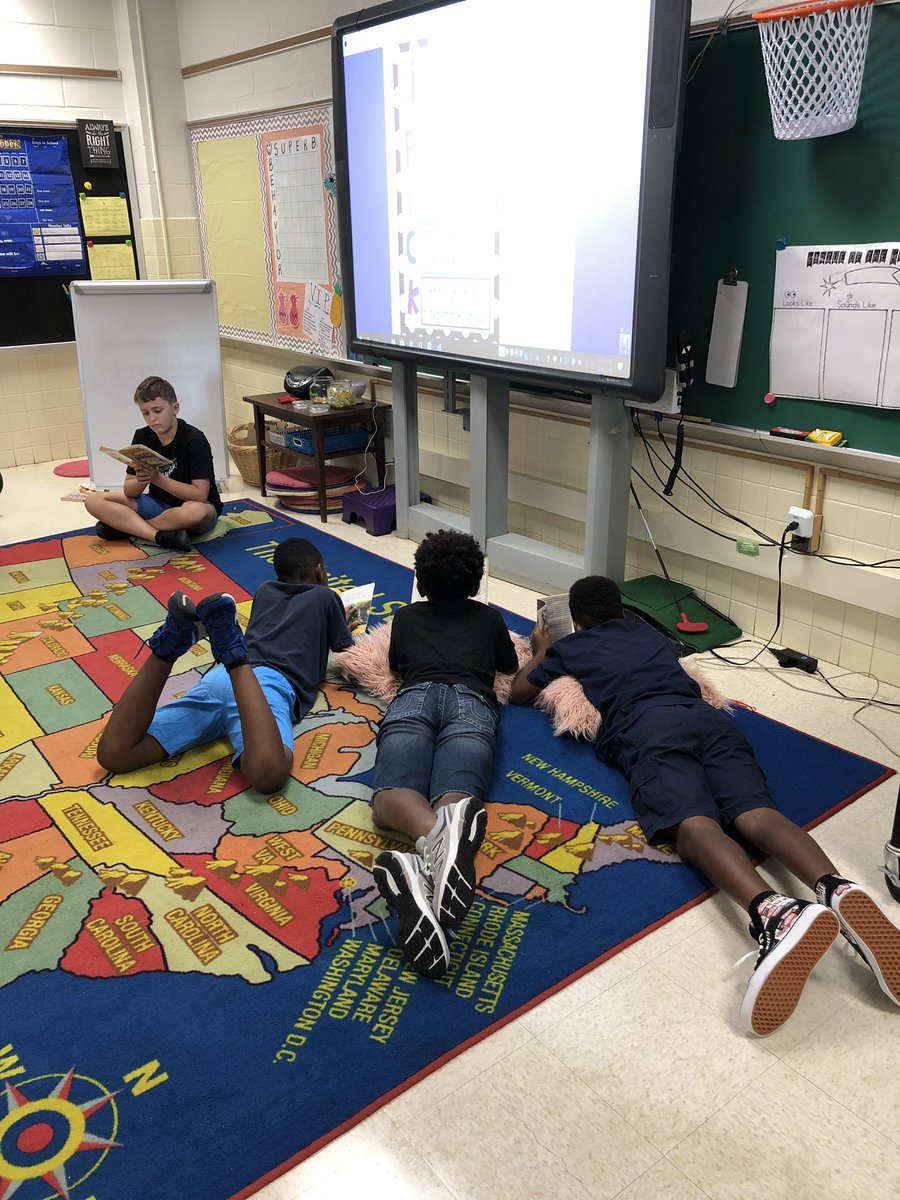teambuckmaster's tweet photo. Yesterday we brainstormed, discussed, and practiced norms for independent reading. Our classroom goal for reading is to build our reader’s endurance while continuing to expand our love for books! 📚 https://t.co/l480pVUqmw