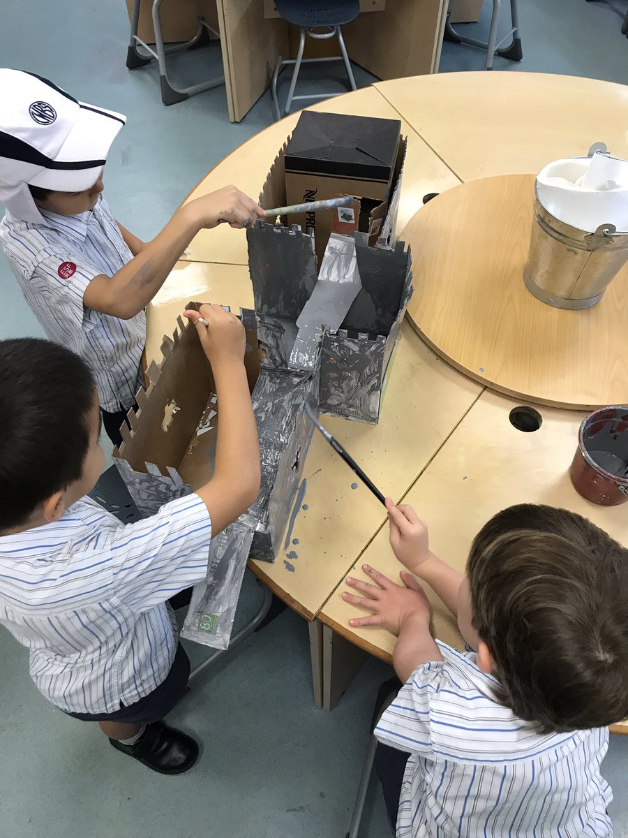 cwbslibrary's tweet photo. CWBS Learning Resource Centre - Creative students working on their fort/dolls house/cat home #makerspace #creativity #studentagency https://t.co/zWF7WQ0eA5