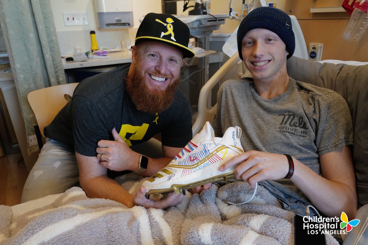 Justin Turner tweet media