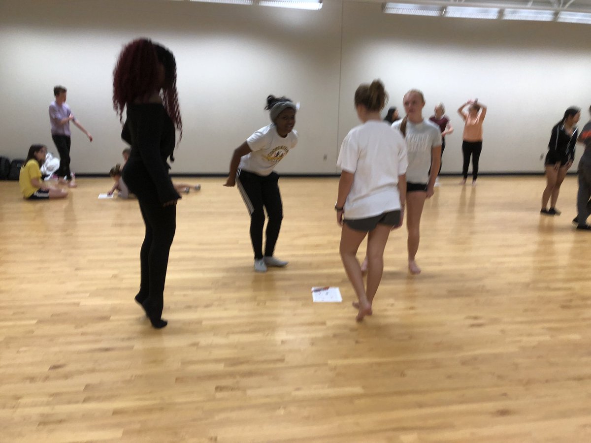 MsKienberger's tweet photo. FHS’s first dance class!!! These kids are amazing. I can’t wait to see what we create this trimester. #ndeo #danceeducation #FHSdance #dancemn https://t.co/NXUTHVFjJJ