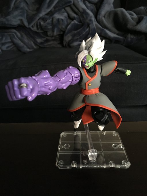 4 pic. Merged Zamasu!! #SHFiguarts https://t.co/hd6poqZc7h