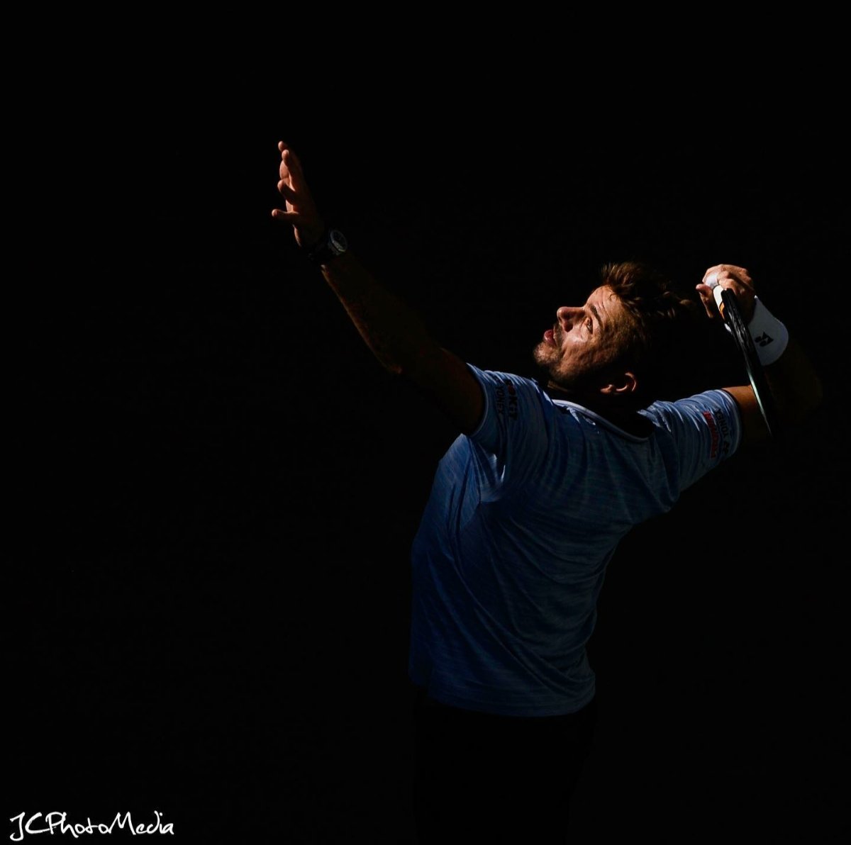 chda7777's tweet photo. Very beautiful pictures from #USOpen ๐๐ฅ๐ฅ #MagnificentPlayer #MagnificentTennis #StanTheMan #LightAndDarkness #Gorgeous #Wawrinka (pics by @ jcphotomedia on IG) https://t.co/MopImxI3Iq