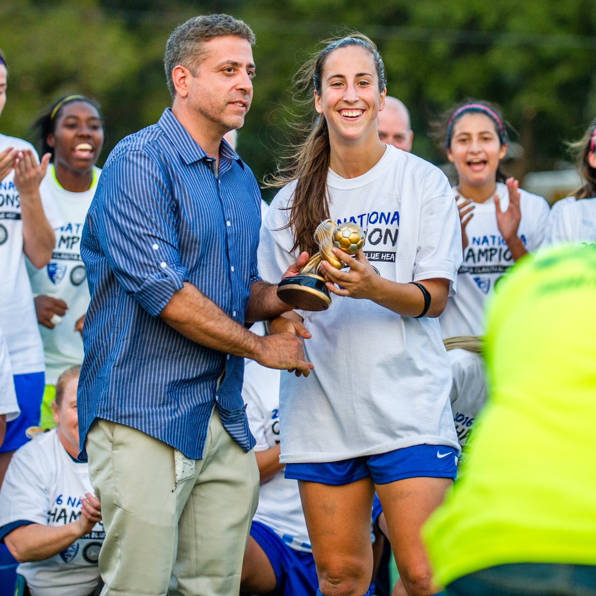 #TBT: Julia Hernández’s #bicyclekick goal in the 119th minute was “muy especial” &amp; the host <a href="/SCBlueHeat/">SC Blue Heat FC</a> would rise above <a href="/NJCopaFC/">NJ Copa FC</a> by a 2-1 score to win the 2016 UWS Championship🏆⁣

<a href="/Julia_JHE/">Julia Hernández</a> (<a href="/UCLAWSoccer/">UCLA Women's Soccer</a>) was named the UWS Championship MVP for her two-goal effort 🤩 ⁣#uwoso