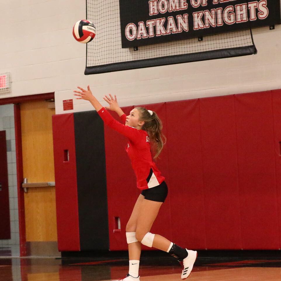 LeRoy_CSD's tweet photo. Varsity Volleyball opened their season tonight at home w/ a exciting 3-1 victory over Perry!

Knights go to 1-0 on the season &amp; host Pavilion Sept 10!

#WayToGoKnights
#LeRoy🏐💪 https://t.co/tR9s7WCGJy