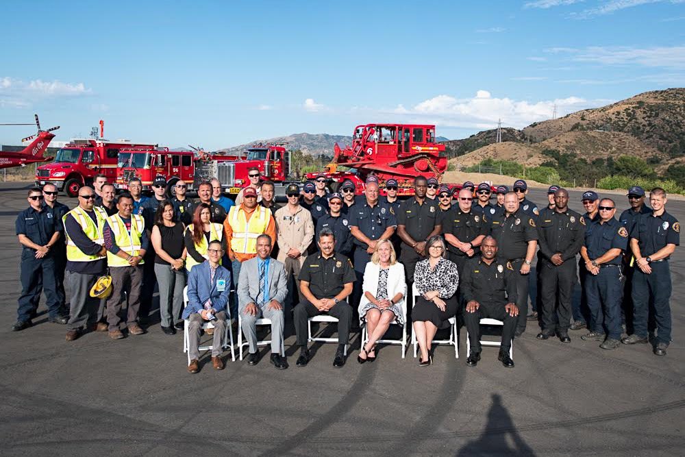 MRodCD7's tweet photo. I partnered with Supervisor Kathryn Barger to restore the helipad at Olive View Medical Center which was left inoperable after the 2008 Sayre Fire. The helipad will help City and County fire helicopters refill quickly during emergencies. This is a great addition to our community. https://t.co/J686n6u5Lo
