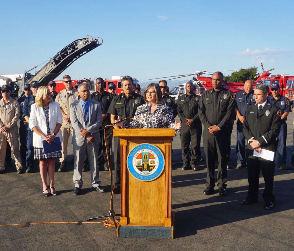 MRodCD7's tweet photo. I partnered with Supervisor Kathryn Barger to restore the helipad at Olive View Medical Center which was left inoperable after the 2008 Sayre Fire. The helipad will help City and County fire helicopters refill quickly during emergencies. This is a great addition to our community. https://t.co/J686n6u5Lo