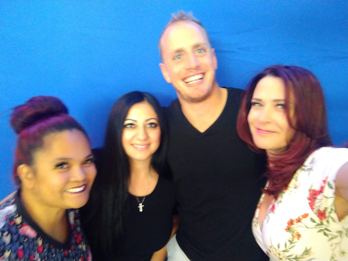 Hockeymom87_15's tweet image. It’s pretty gnarly when a famous NHL player @nateschmidt29 says “Hey, Fifthline made it.” “You guys are awesome!” Another historic fifthline shenanigans in books. #fifthline #vegasgoldenknights #vegasborn