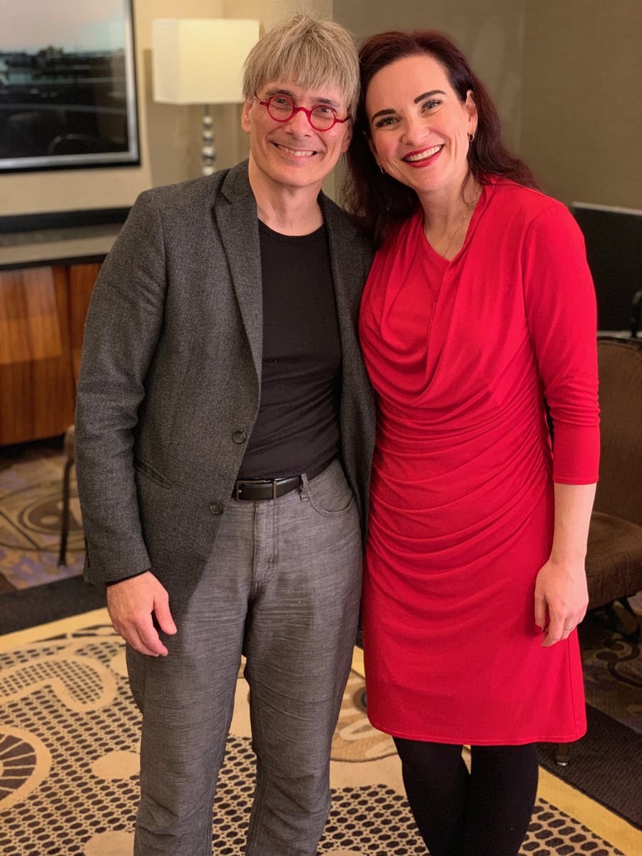 NinaRiggins's tweet photo. Great to meet Darryl Fossa, he created wonderful posters for #PainWeek19 including one for #Migraineeducationday. I am so happy and honored to present today, thank you ⁦@PAINWeek⁩ ⁦@ahsheadache⁩ Wonderful advocacy opportunity! ⁦⁦@AANMember⁩ @WNGtweets⁩ https://t.co/muR3laxaCz