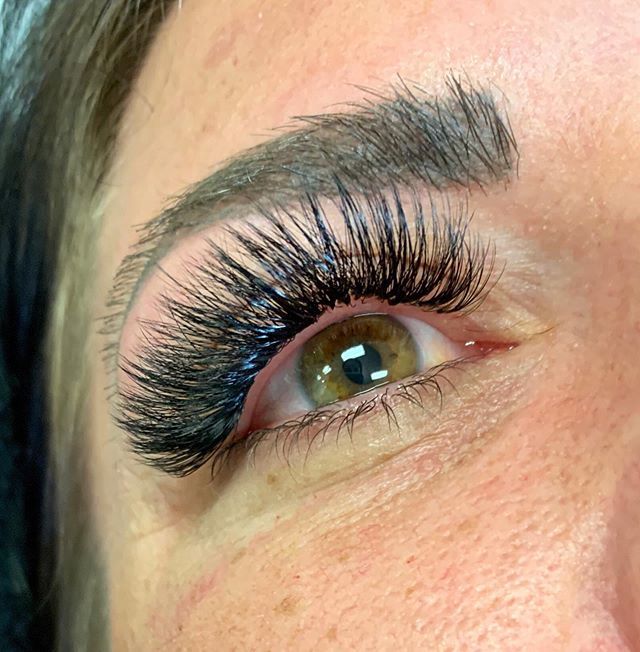 MEGA Volumes by Emmie 💗
How to book:
☆ click the link in our bio 💻
☆ text/call us at 925.487.9970 📲
#volumes #megavolume #megalashes #gocrazy #lovelashes #glam #gbl #lashes #lashextensions #eyelashextensions #beauty #goddess #brentwood #bayarea #… ift.tt/2ZSycRc