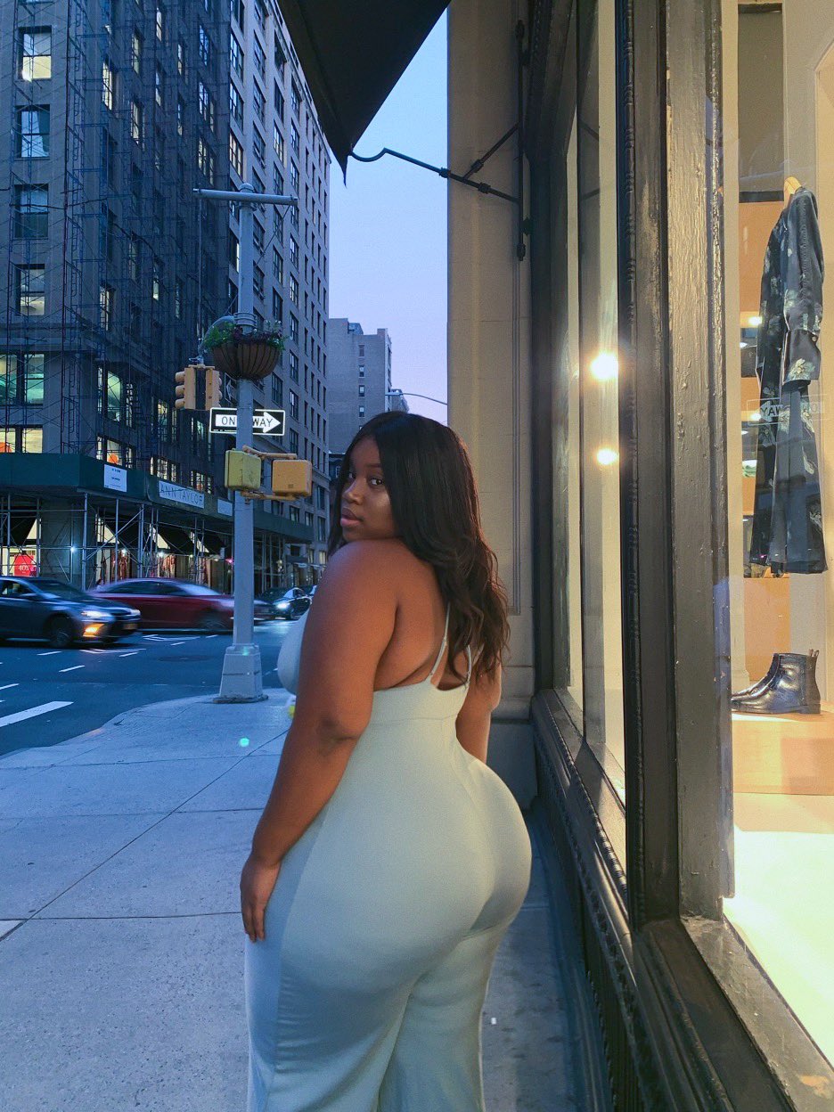 Bbw spread ass