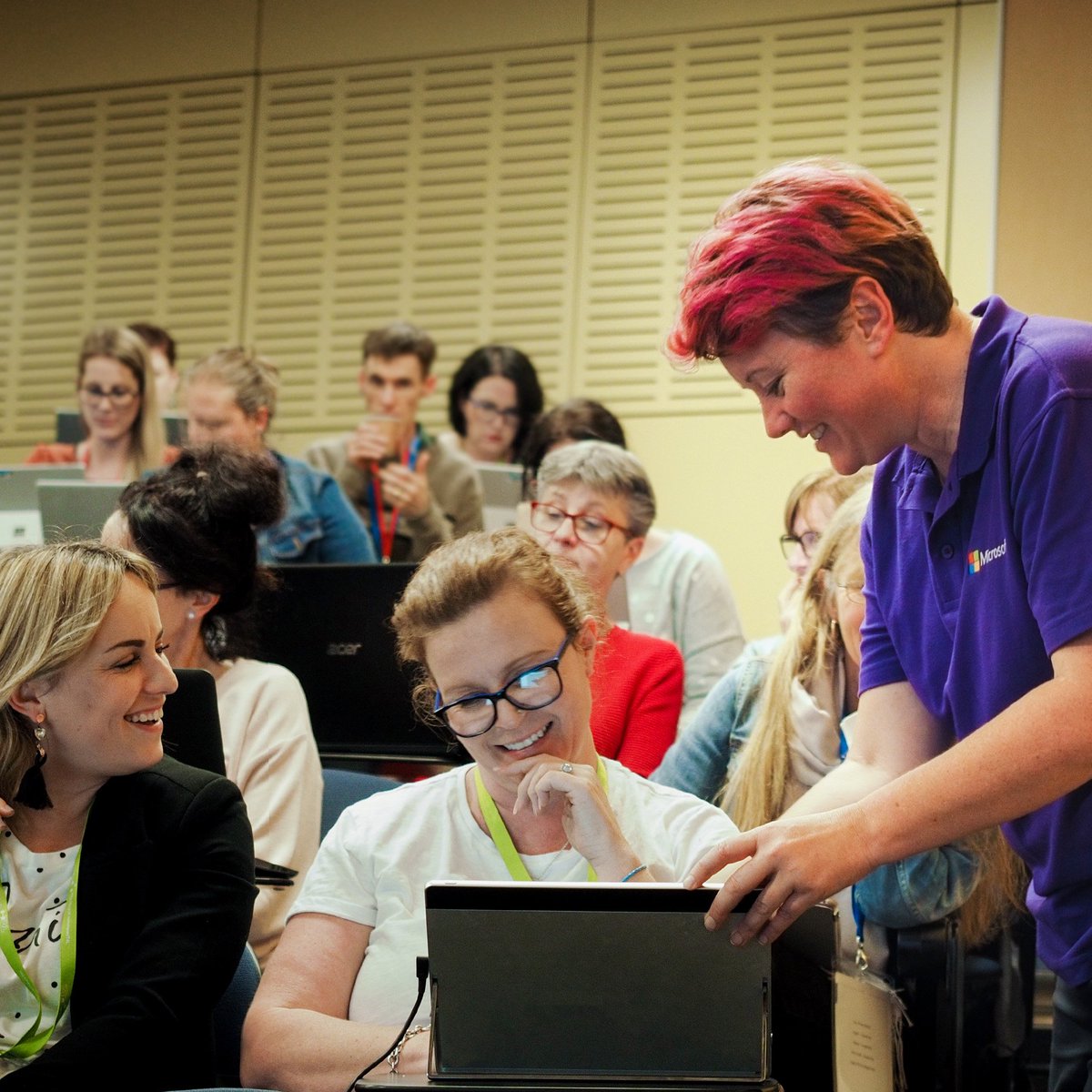 yvetteposh's tweet photo. Get hands-on with the latest tech @ #T4L HQ at South Eveleigh on Wed 18 Sep 4-7pm! Chat tech with our team as well as Google, DELL, Acer, HP, Apple, Microsoft, https://t.co/t19NJrOa36  &amp; Adobe! Register now for the expo: bit./ly/expo.t4l @T4L_DoE #edutech #technology4learning https://t.co/aoAWqNSN5Z